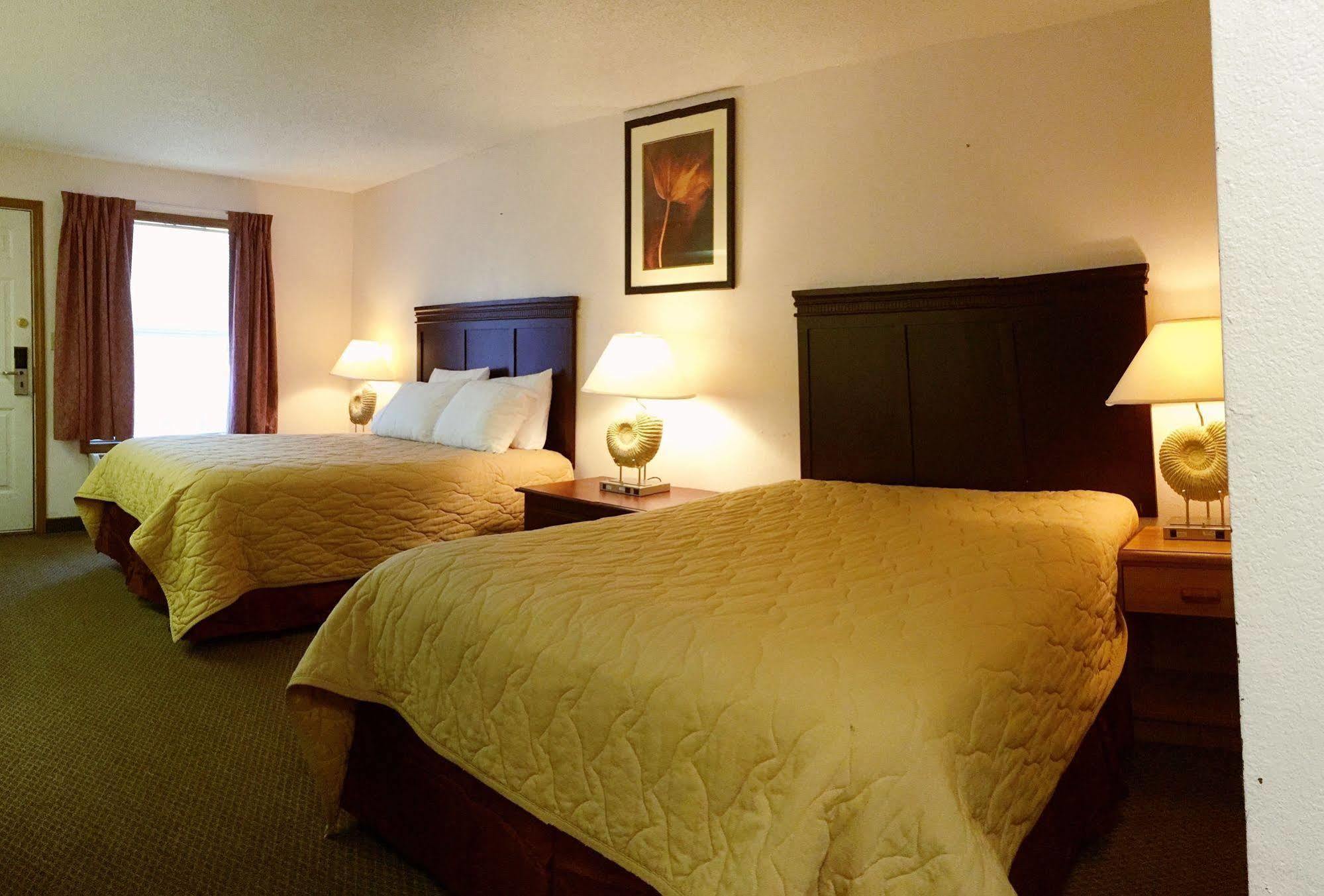 Ferry Pass Hotel Del Sol - Pensacola מראה חיצוני תמונה